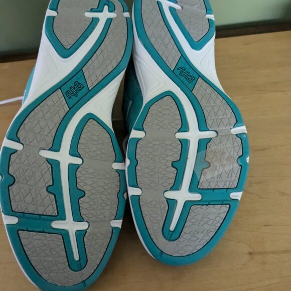 Ryka Teal Sneakers - Picture 3 of 8